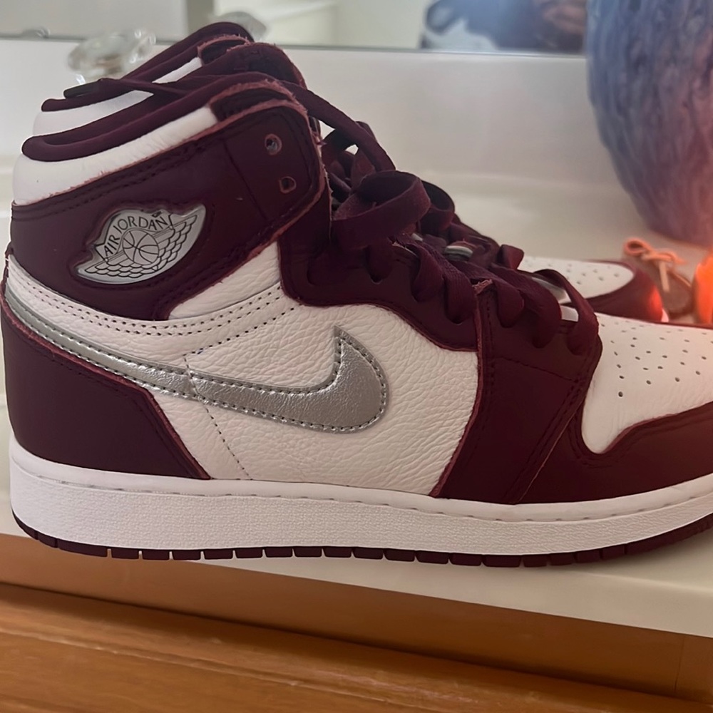 Boys size 7Y worn once